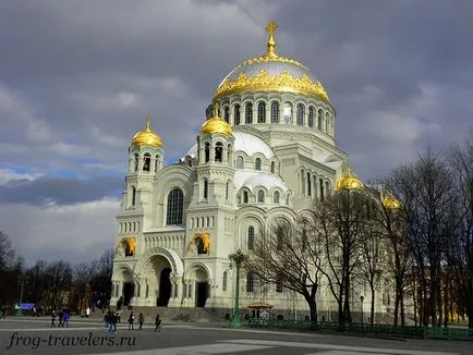 Szent Miklós Naval székesegyház Kronstadt - a fő székesegyház a magyar haditengerészet