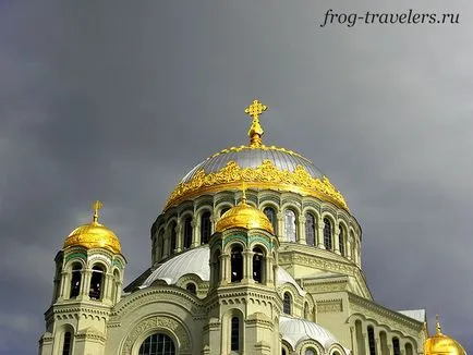 Szent Miklós Naval székesegyház Kronstadt - a fő székesegyház a magyar haditengerészet