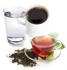 De ce trebuie sa bei mai multa apa in loc de ceai