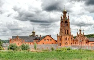 Pokrovsky Monastery (Goloseevskaya sivatagok)