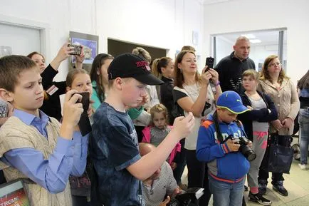 Cat crema societății au adunat în Bobruisk Exhibition Hall, Bobruisk