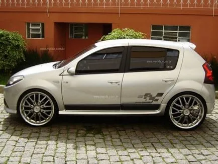 Тунинг Renault Sandero stepvey снимка