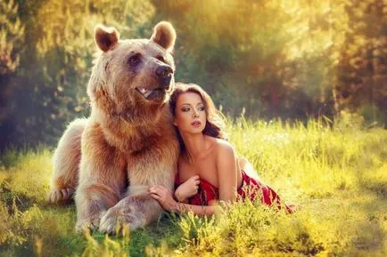 Résztvevő - mvya - fényképezett egy ölelés egy igazi medve