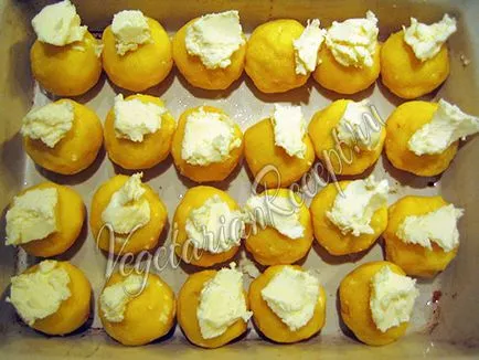 URS - топки от качамак със сирене рецепта със снимка