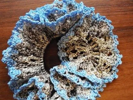 kötött scrunchy