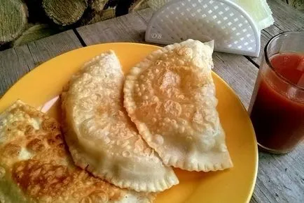 Choux tészta a Chebureki néhány recept fotókkal