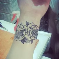 Înțeles tatuaje - un trandafir - fete și bărbați