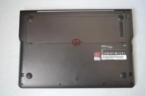 Почистване прах Ultrabook SAMSUNG 530u на
