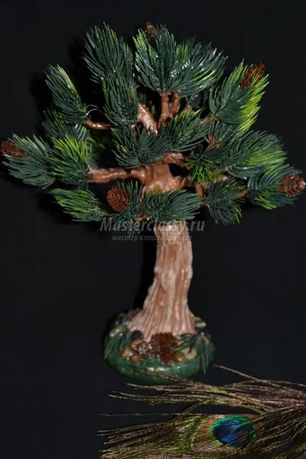 Dekoratív bonsai bolyhos gallyakból