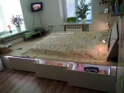Проектиране на спалня в частен дом - видове и ползи от легло-подиум