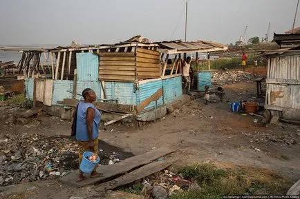 Две конги, тъй като двете най-бедните страни в света живеят