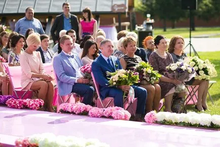 Nézd meg mind, vagy hogy miért az esküvő fotós kell két, szakértői tanácsadás