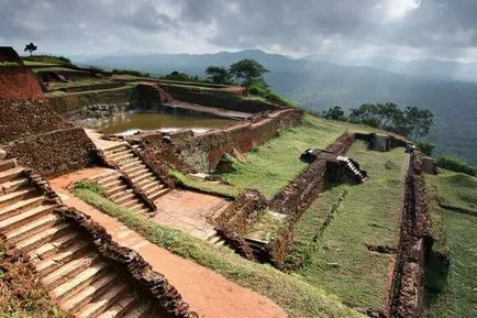 A Mount Sigiriya (sigiriya) vagy oroszlán szikla sziget Srí Lanka