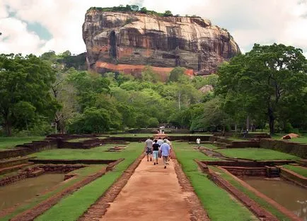 Mount Sigiriya (Sigiriya) sau leu Rock Island Sri Lanka