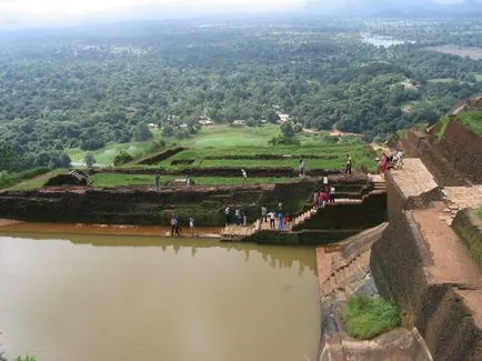 A Mount Sigiriya (sigiriya) vagy oroszlán szikla sziget Srí Lanka