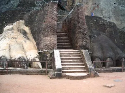 Mount Sigiriya (Sigiriya) sau leu Rock Island Sri Lanka