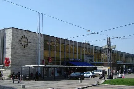 Hogyan lehet eljutni Grenoble repülési menetrend, foglalás