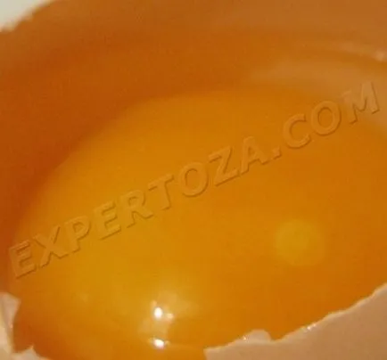 Как да се разграничи домашно яйце от магазини, expertoza