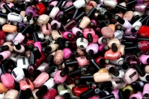 Cum se păstrează unghii secrete manichiură poloneză - „Clubul Femeilor“ - Femeie on-revista