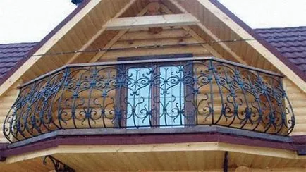 Cum sa faci un balcon din lemn într-o casă privată în țară cu propriile mâini design fotografie - afaceri ușor