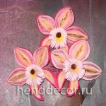 Cum sa faci un magnet pe frigider in tehnica quilling - decor Caleidoscop