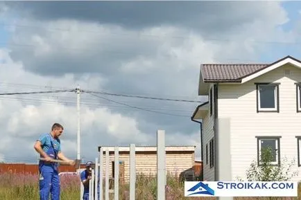 Hogyan kell telepíteni a kerítés háló háló saját nyaraló saját kezűleg