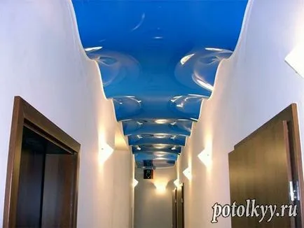 Как да изберете цвят за тавана на коридора
