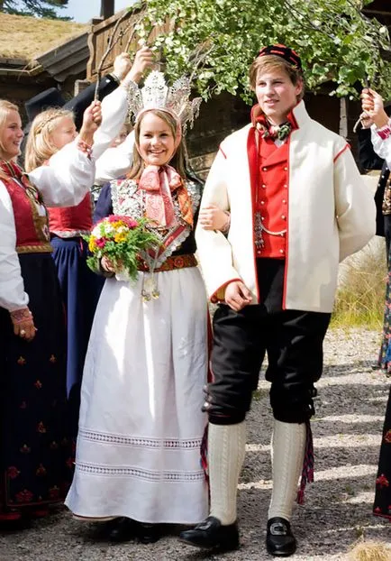 Как са традиционни сватбени рокли в различни страни