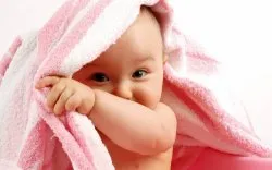 Hogyan védi a csecsemőjét a szemmel verés