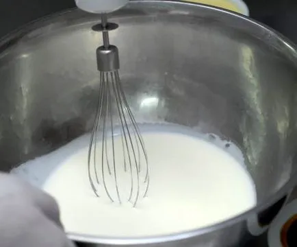 Hogyan verjük 20% krém - ostor tejszín 20% krém - receptek