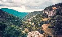 Canyon és folyami Uzundzha a Krímben - Beszámoló a képek és videó