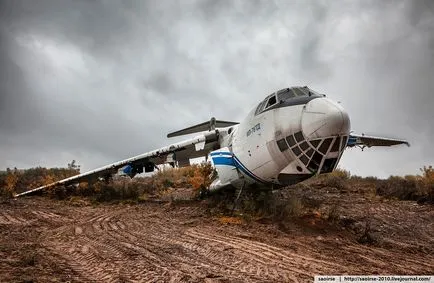 Avion cimitir în suburbii, știri fotografie