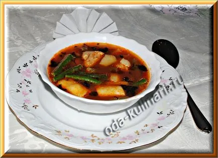 Supa Caucazian cu fasole verde și carne de pui, o oda la gastronomie